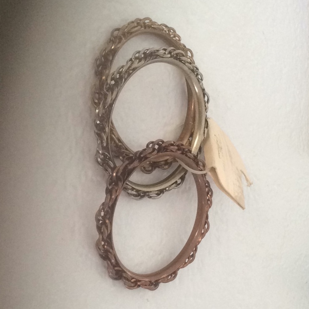 Necklace with love from California